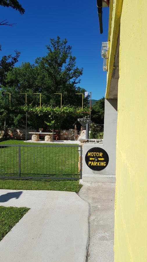 Hotel Pansion Renata Prozor Esterno foto